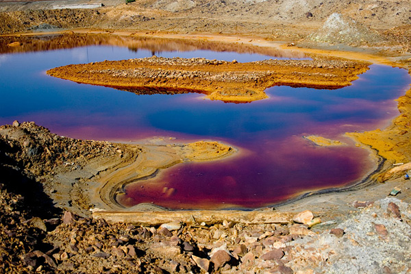 окислы железа в реке